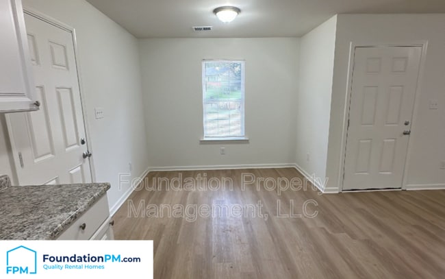 Building Photo - 2094 Belover Dr