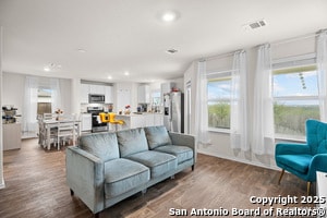 Foto del edificio - 15311 Olive Pigeon