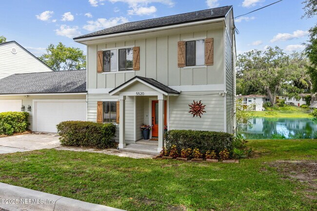 Foto del edificio - 5520 Stanford Rd