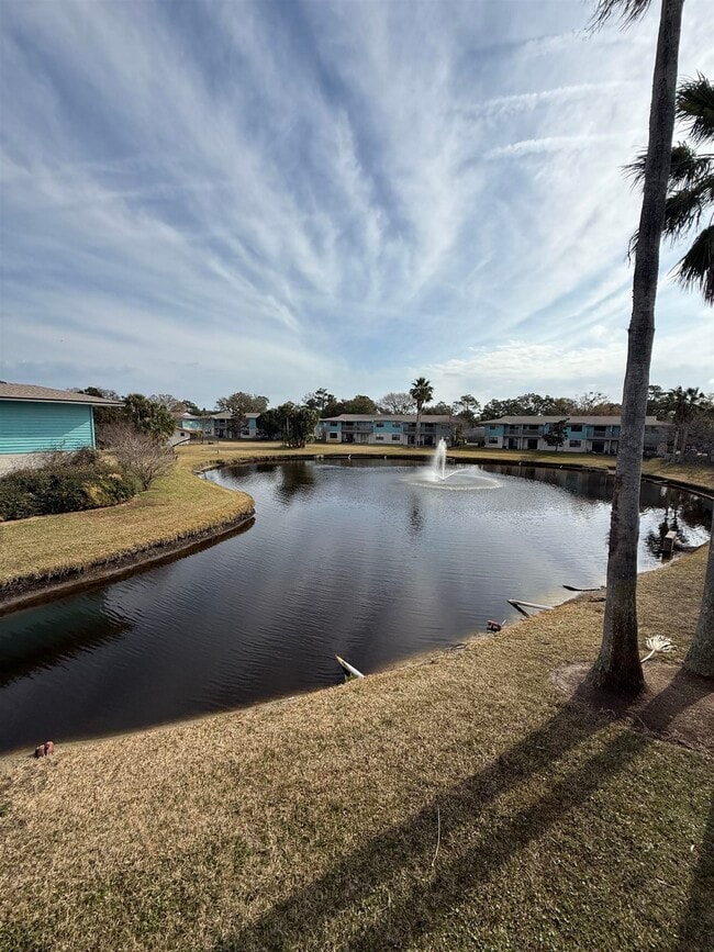 Building Photo - 650 W Pope Rd