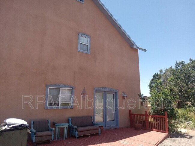 Foto del edificio - 4 Crestview Ln