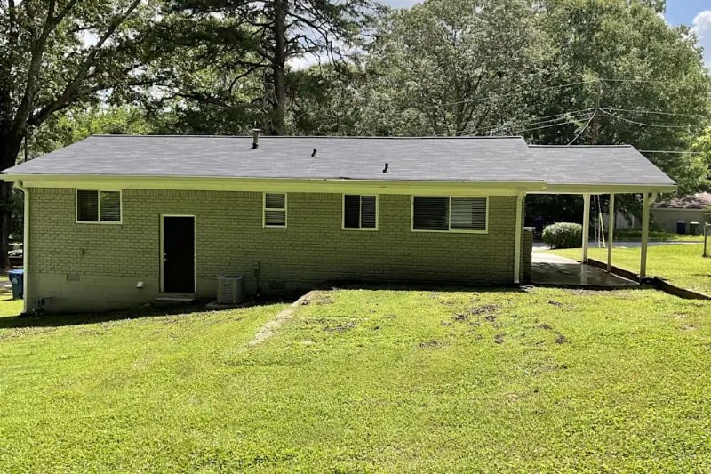 Primary Photo - 2830 Altaview Dr SE