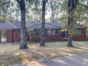 Building Photo - 5224 Greenway Dr
