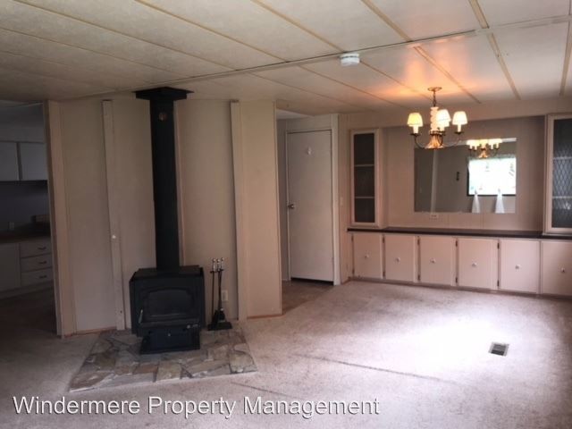 Foto del edificio - 5860 Braeside Ln
