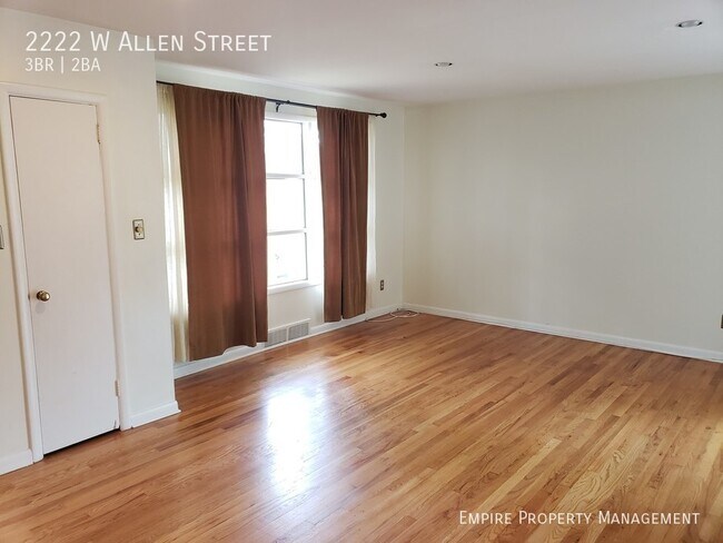 Building Photo - 3 Bedroom 2 Bathroom Home in West Allentown!