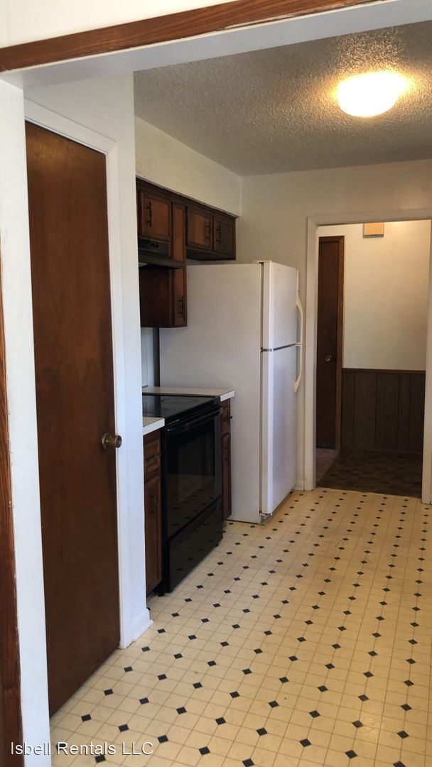 Building Photo - 3 br, 2 bath House - 1804 Kirk Ave