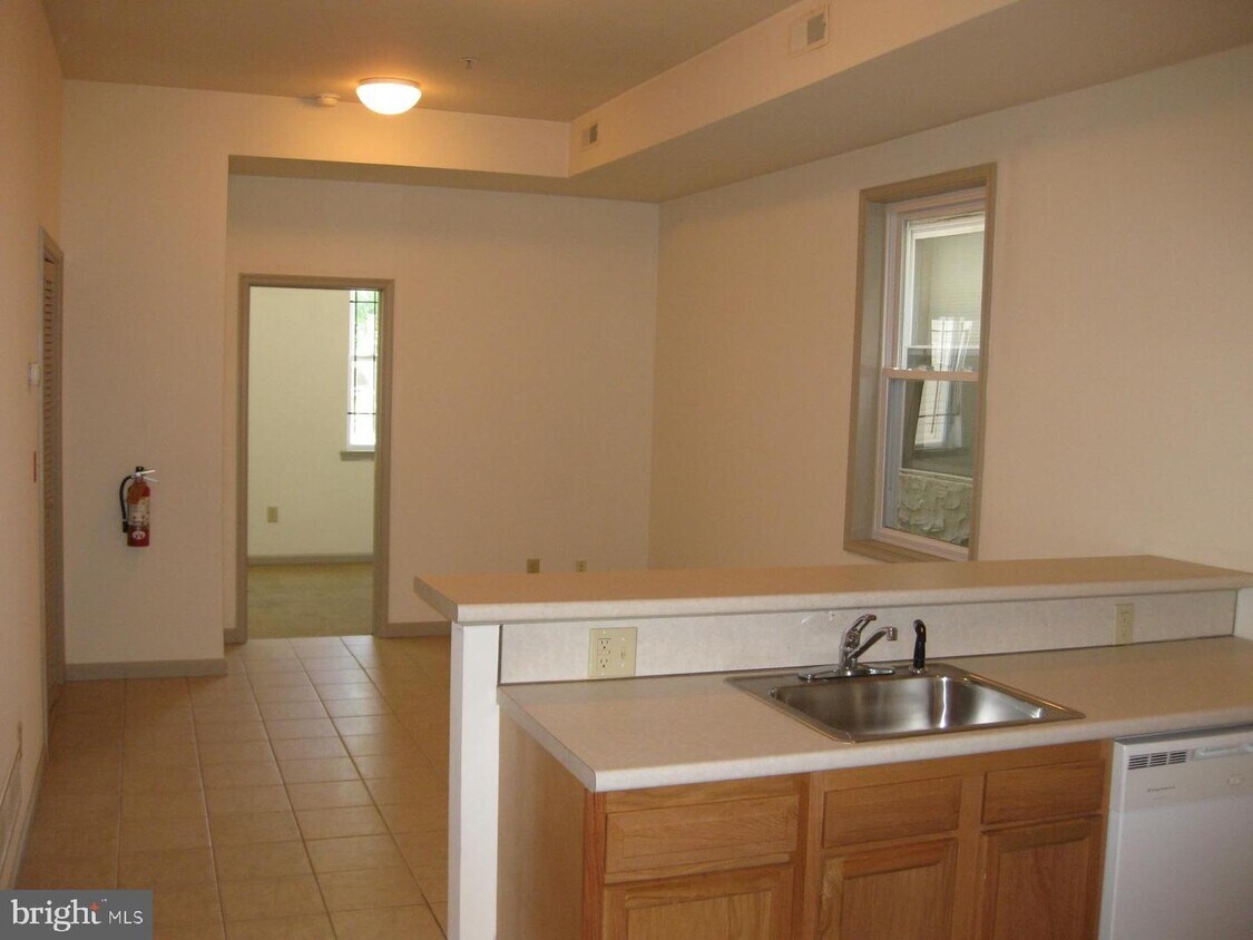 Building Photo - 1428 W Susquehanna Ave