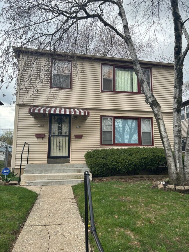 Foto del edificio - 5919 N 68th St