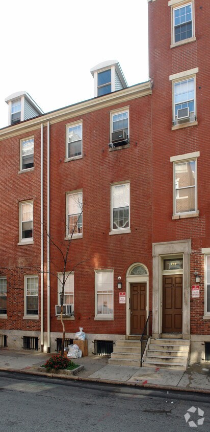 Building Photo - 243 S 13th St