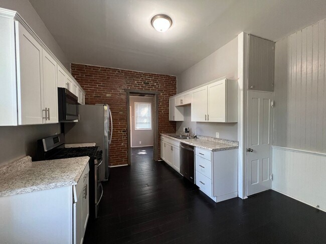 Foto del edificio - Terrific single family home for rent.