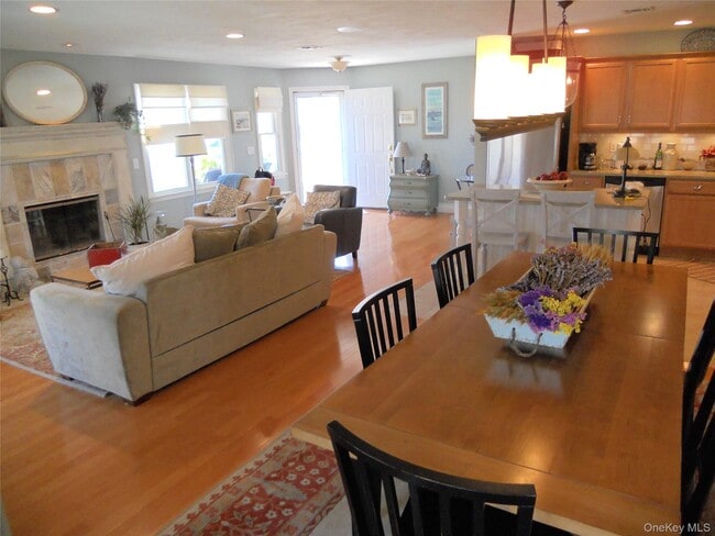 Foto del edificio - 601 Willow Pond Dr