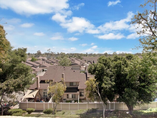 Building Photo - 25244 Birch Grove Ln