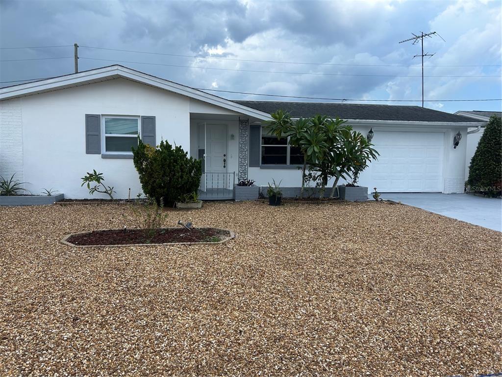 Primary Photo - 5724 Mosaic Dr