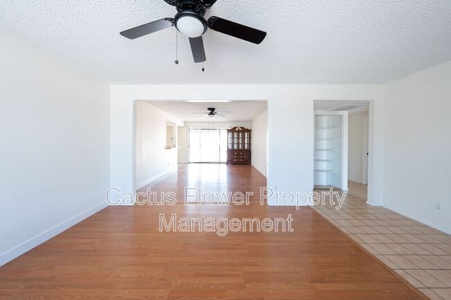 Building Photo - 2147 W Edgewood Ave