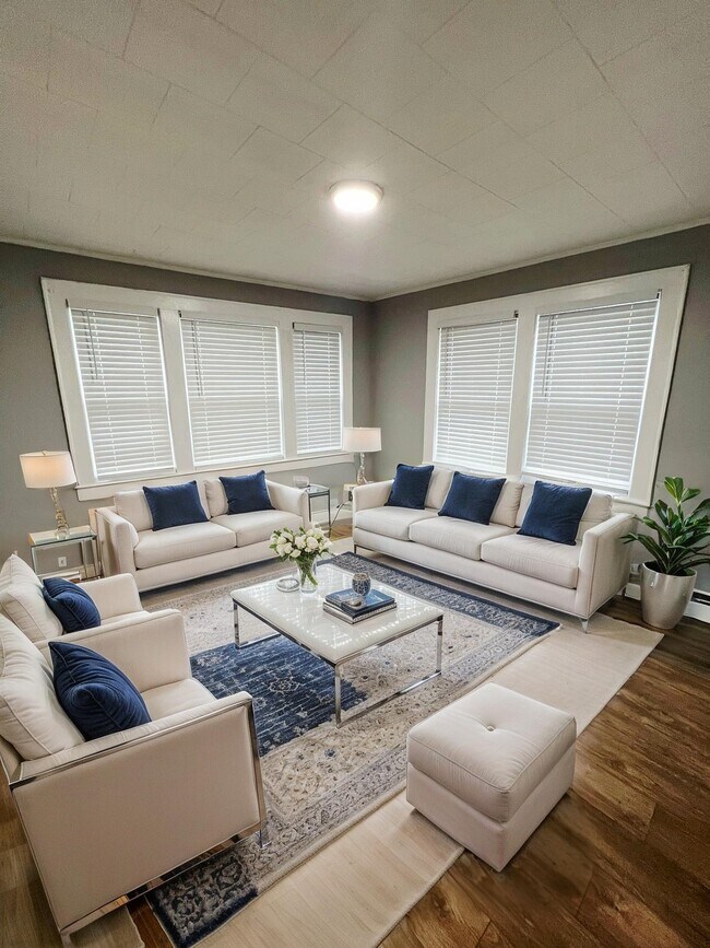 Foto del edificio - 419 Plainfield Ave