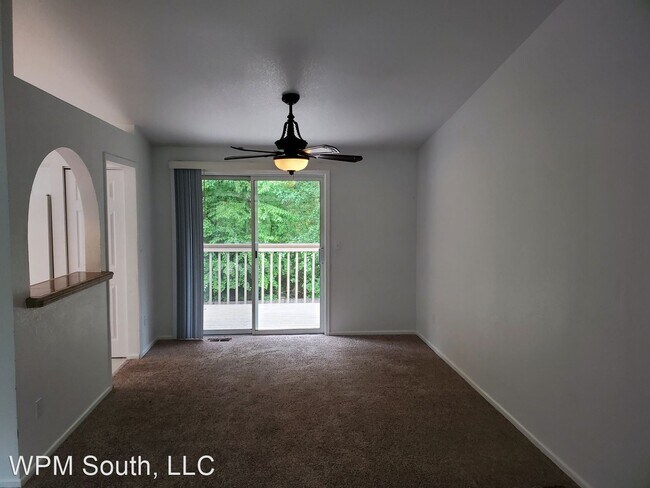 Building Photo - 4 br, 3 bath House - 8814 146th Street Cou...