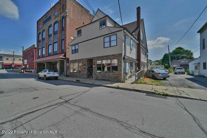 Primary Photo - 113-113 Chestnut St