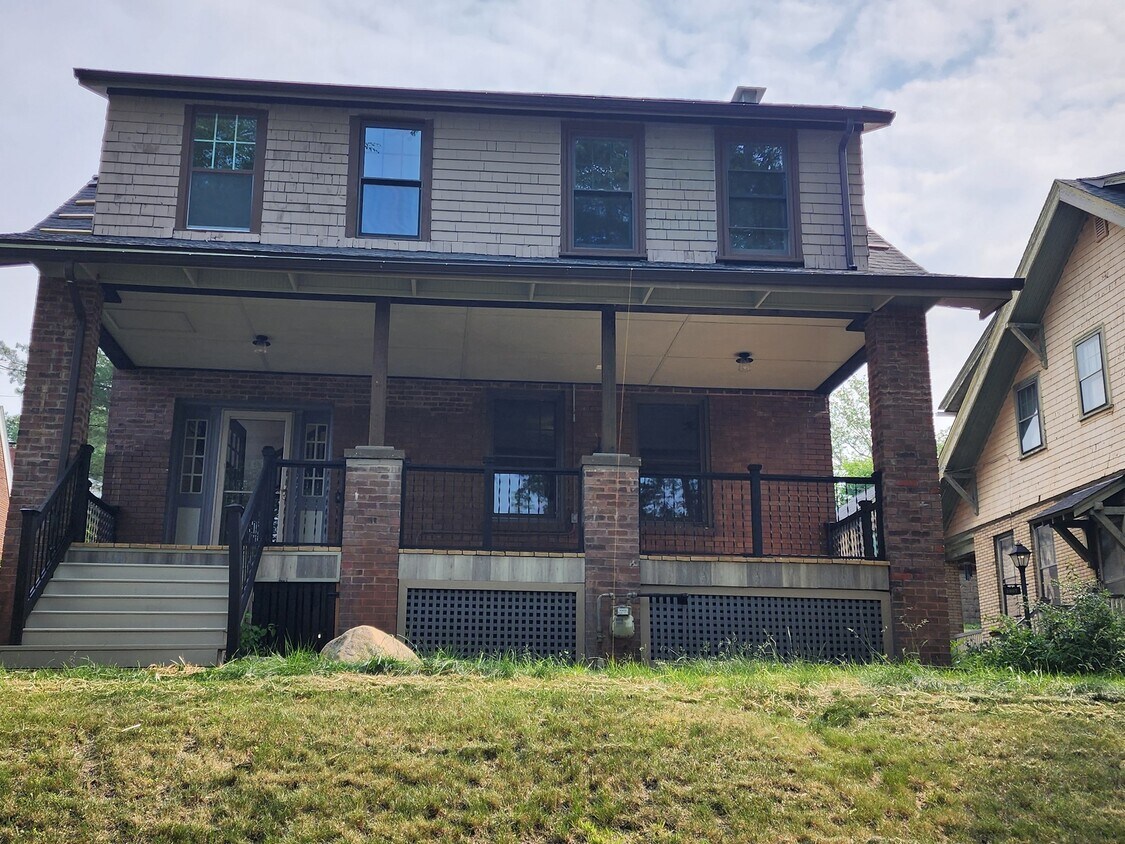 Primary Photo - 1805 Ardmore Blvd