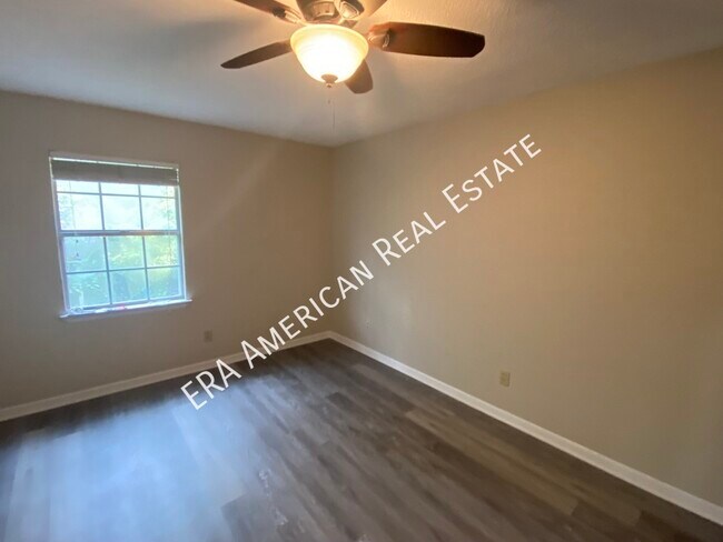 Foto del edificio - 144 Alabama Ave NW