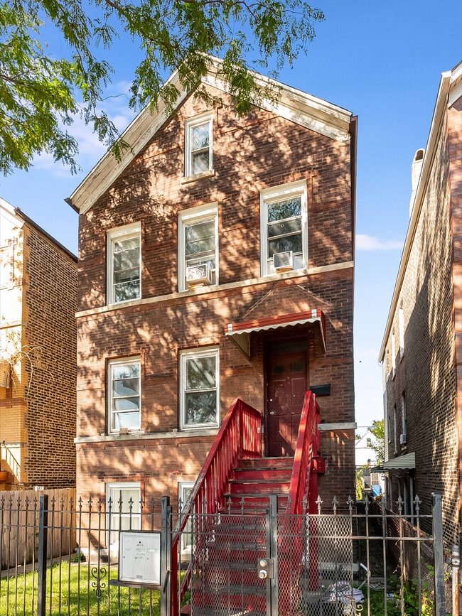 Building Photo - 2628 S Kedzie Ave
