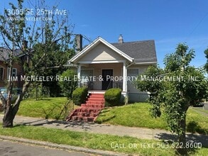 Building Photo - 3005 SE 25th Ave