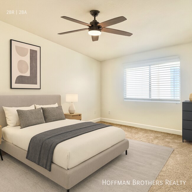 Foto del edificio - 7045 Woodley Ave