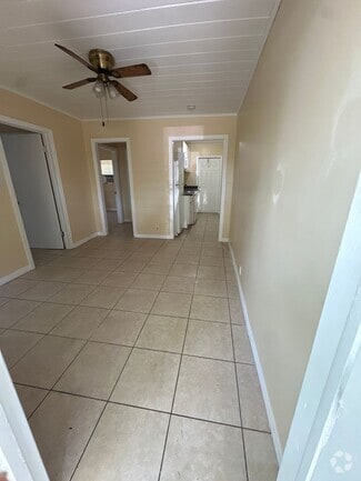 Building Photo - 1014 Douglass Ave
