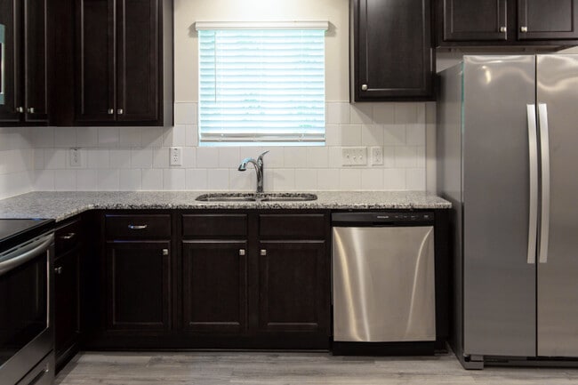 Foto del edificio - 2801 Killian Ct