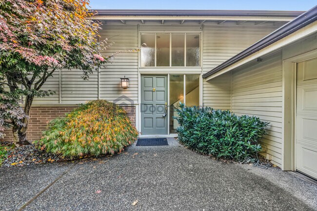 Building Photo - 3101 80th Ave NE