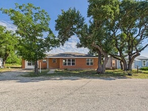 Building Photo - 212 Myrtle Ave