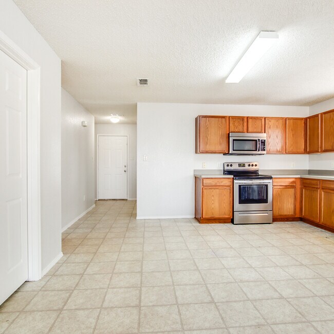 Building Photo - 1570 Brandywine Lane