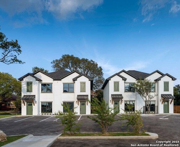 Foto del edificio - 5927 Prue Rd