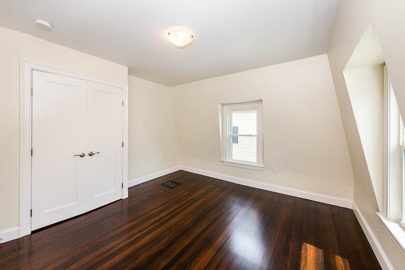 Primary Photo - 71 Orchard St