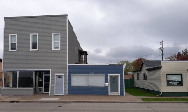 Building Photo - 738 Rose St