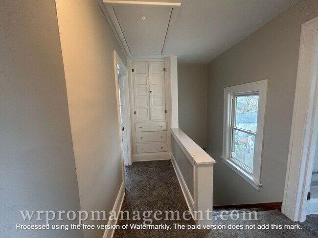 Foto del edificio - 3 Bed 1 Bath Home is West Toledo Library Neighborhood