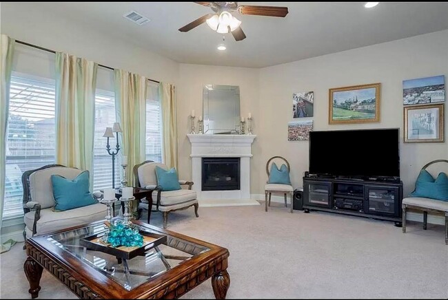 Building Photo - Stunning 2 story in McKinney