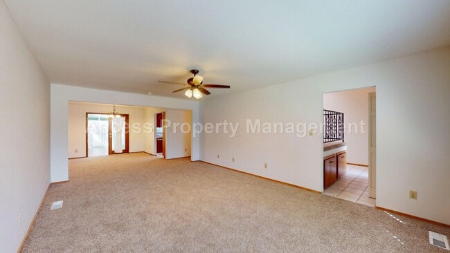 Foto del edificio - 3355 San Fernando Ct