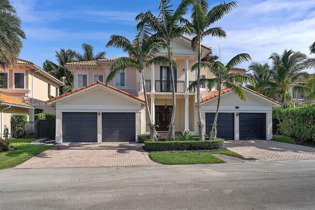 Building Photo - 7980 SW 195th Terrace