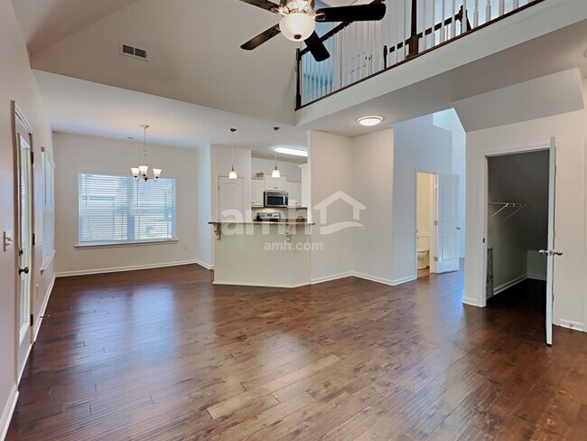 Building Photo - 300 Winding Branch Ct