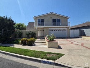 Building Photo - 14671 Kimberly Cir