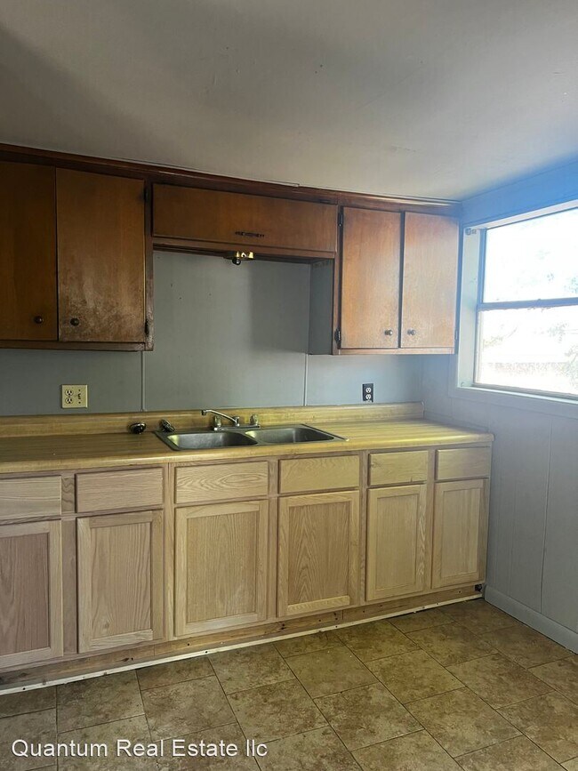 Foto del edificio - 1 br, 1 bath House - 912 Lecta