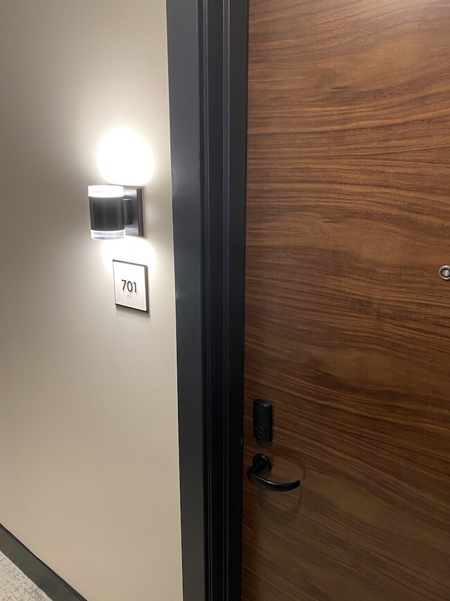 Unit Entrance - 37 L St SE