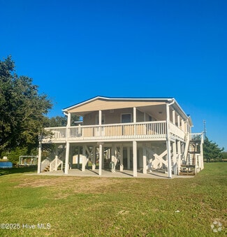 Building Photo - 114 Palmetto Dr