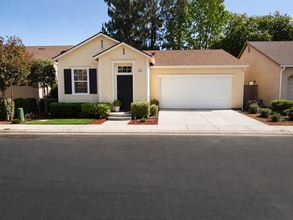 Building Photo - 3693 W Pomegranate Ln