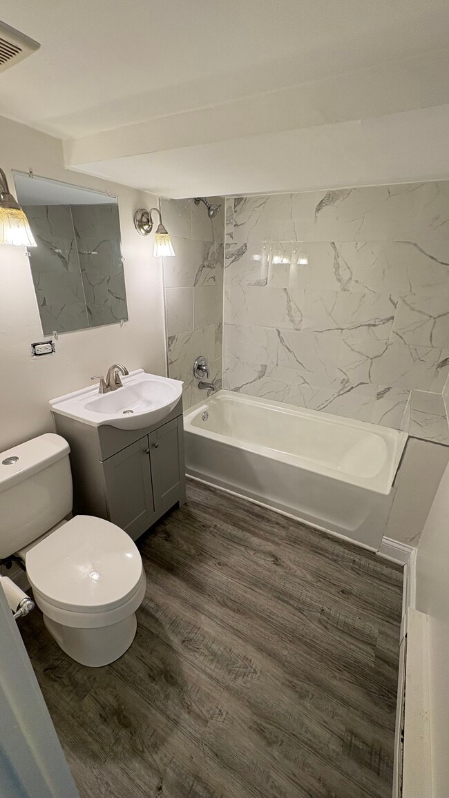 Bathroom - 7917 S Peoria St