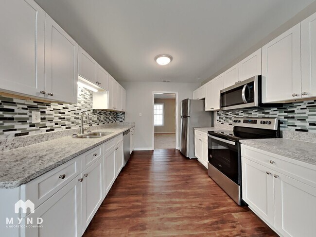 Foto del edificio - 403 Whitehall Ct