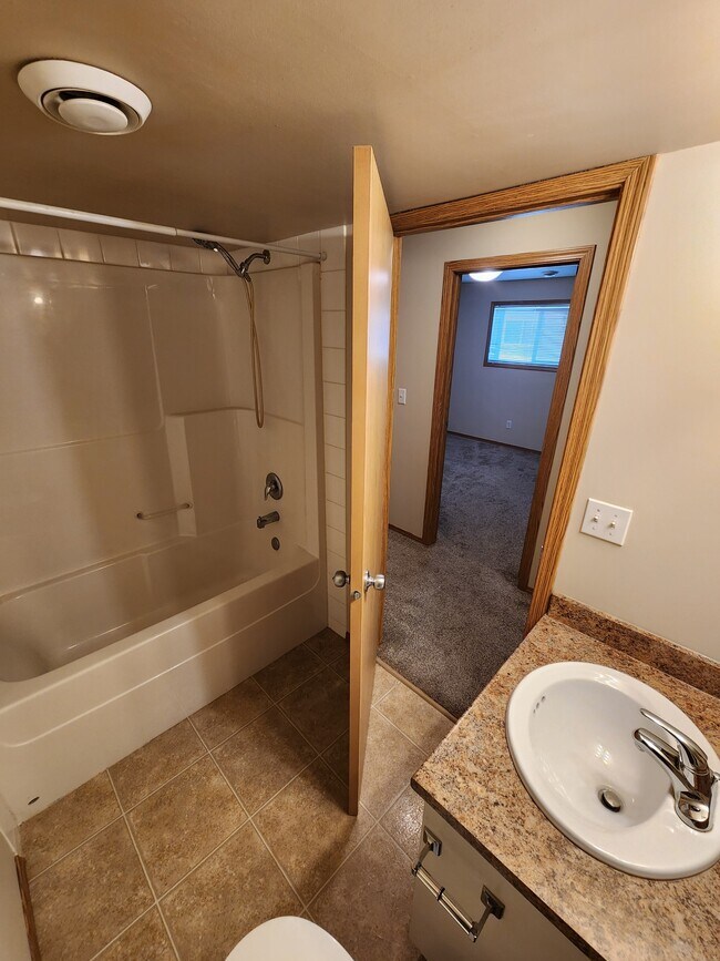 Building Photo - 9836-9896 96 Ave