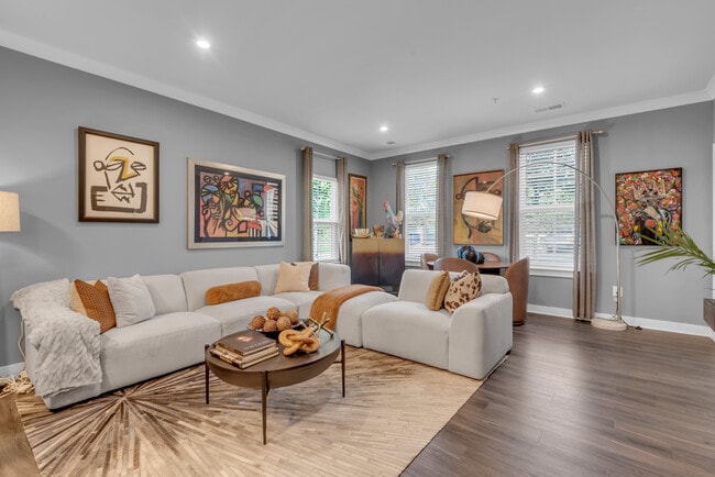Living/Dining Room - 10133 Seattle Slew Ln