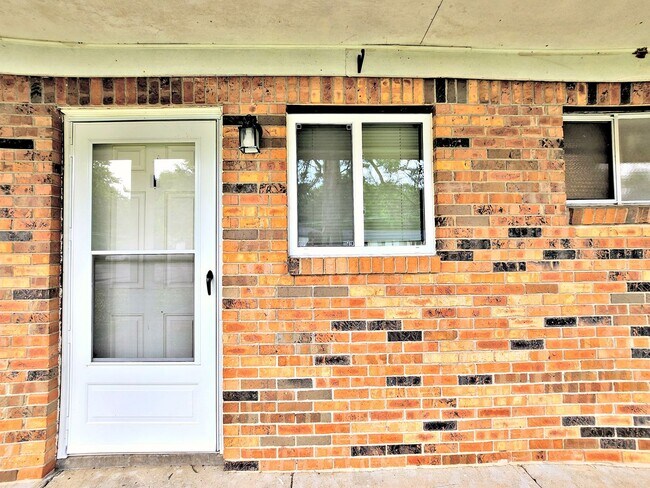 Foto del edificio - 4106 Broyles Ave SW