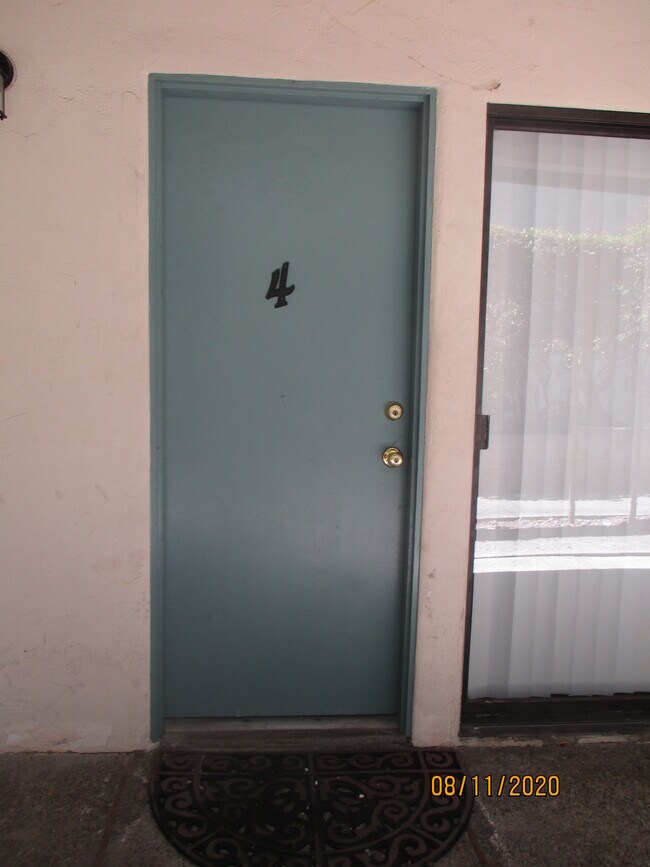 7441 La Jolla Blvd Unit 4, La Jolla, CA 92037 7441 La Jolla Blvd La